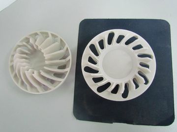 الصين White Back POM Plastic Gear CNC Plastic Machining Hardware Parts المزود